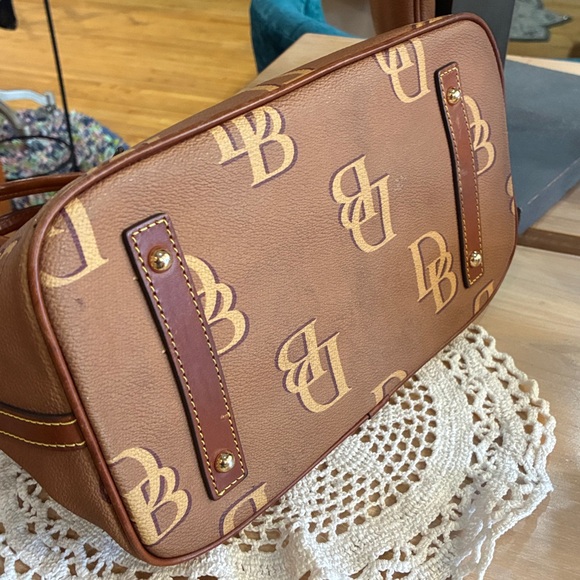 Dooney & Bourke Tan Monogram Domed Logo Satchel - Picture 4 of 7